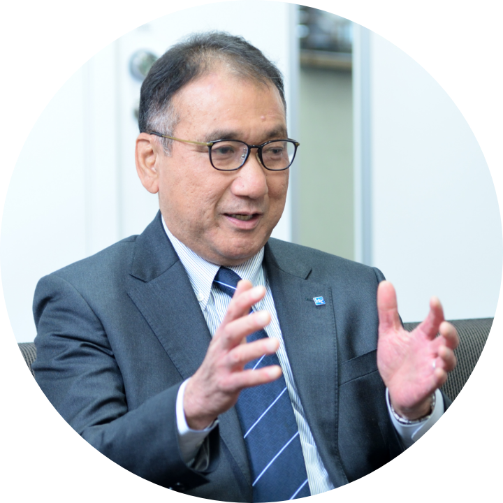 代表取締役 社長執行役員 村山 としき